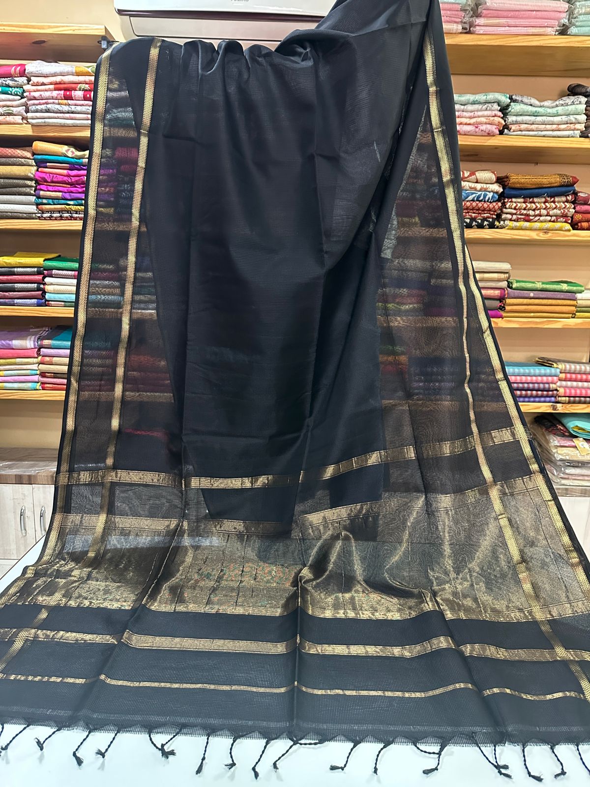 Special Maheshwari Silk Saree Black